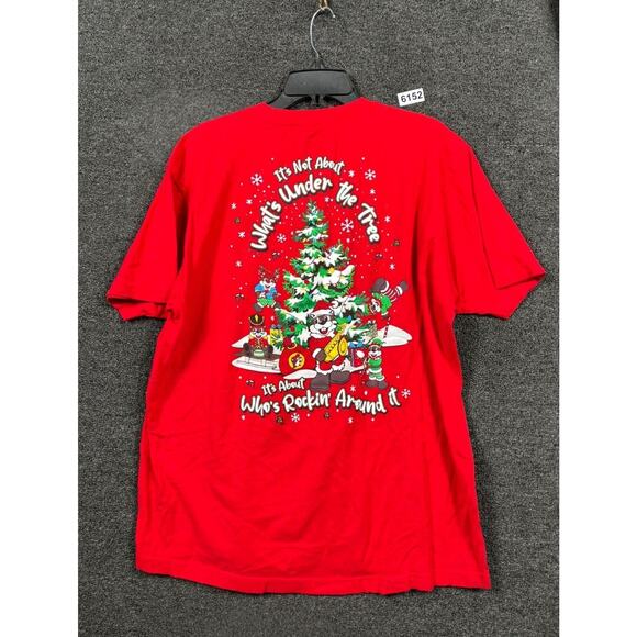 Buc-ees T Shirt It's Not About What's Under The Tree Size XL Red Short Sleeves - Picture 2 of 5